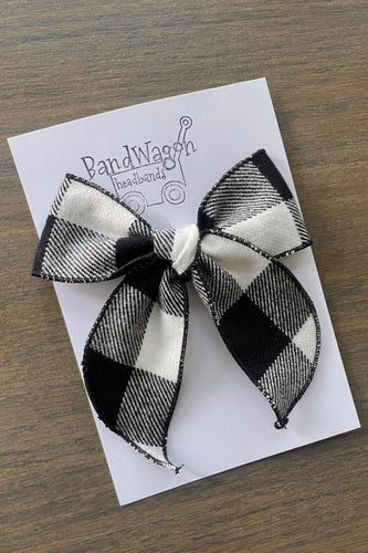 Black and White Plaid Gwen