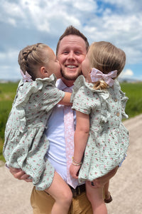 Cream Floral Necktie (Sizing for the entire family!)